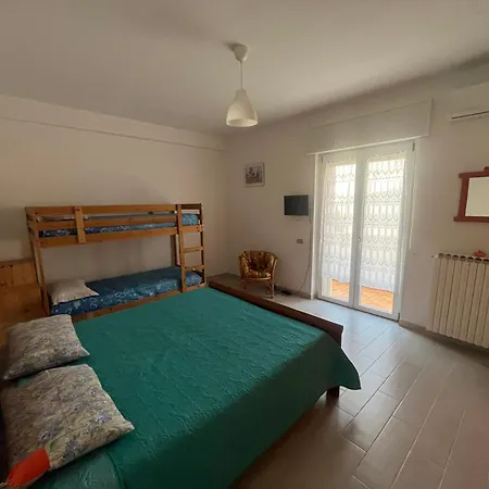 41 Via Chiesa Apartment Pulsano